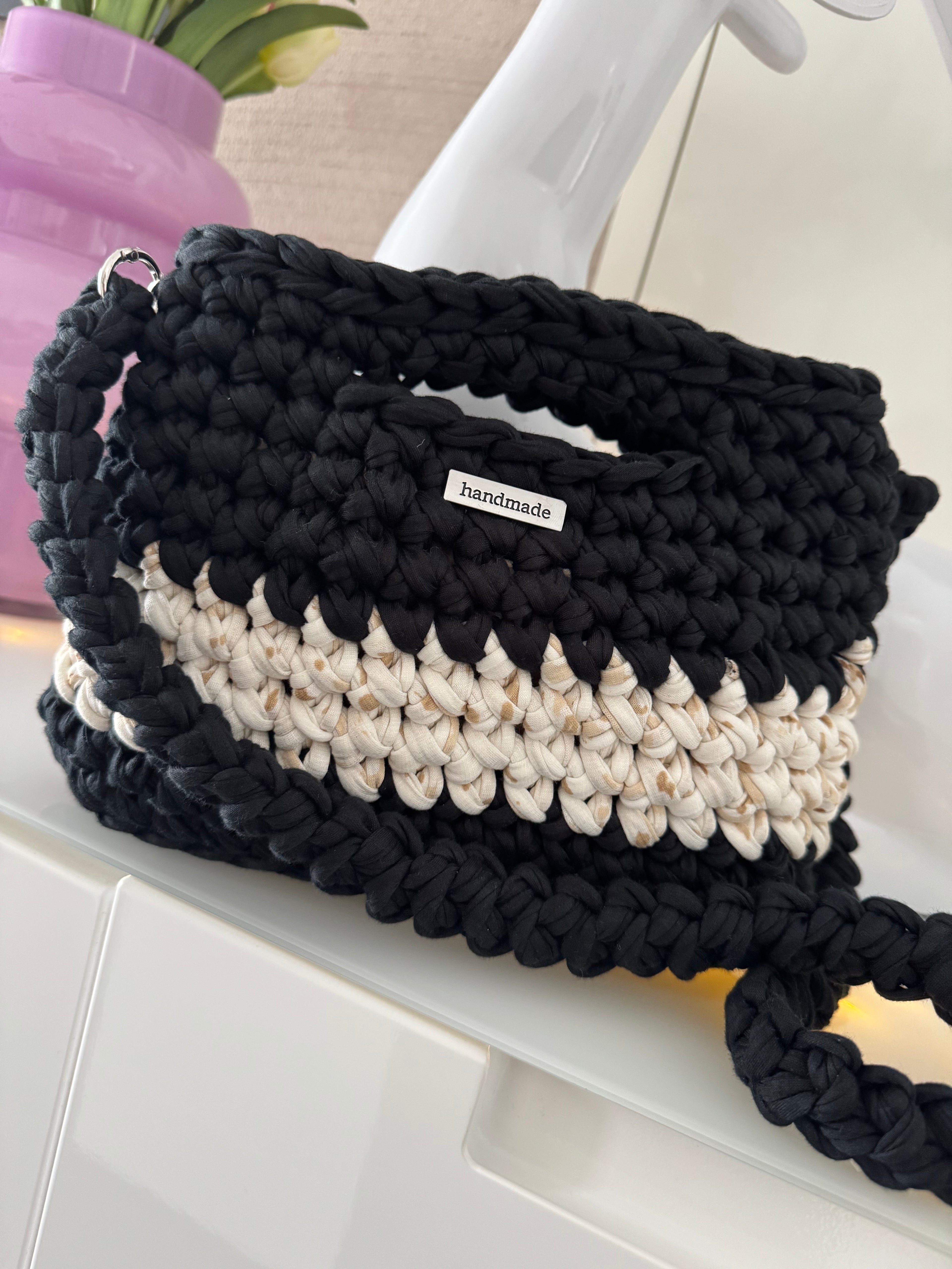 Handbag 🖤